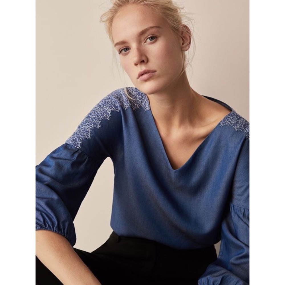 Massimo Dutti V-Neck Blouse size 2